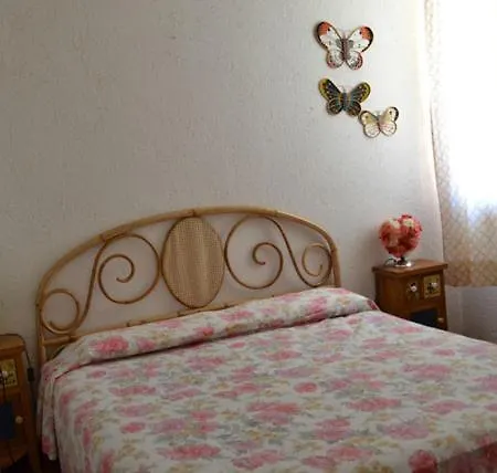 Club Aparthotel *
