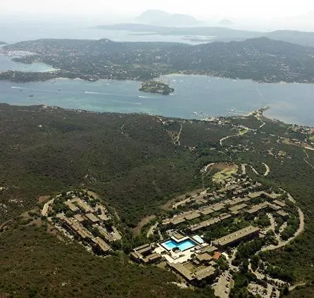 Club Aparthotel Cugnana Verde