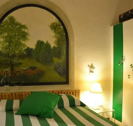 Club Aparthotel *